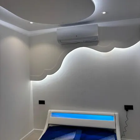 2 Pieces Centre Juan Moderne Avec Piscine Tennis アパート