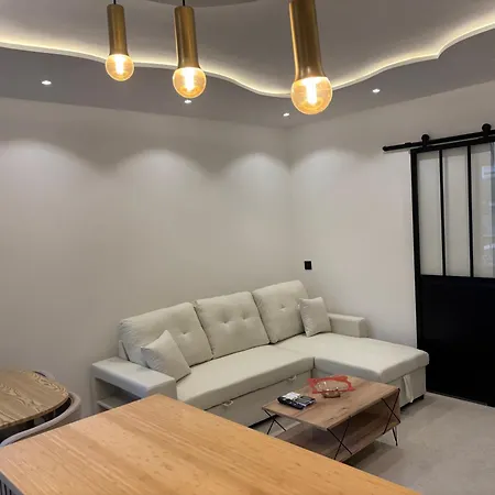 2 Pieces Centre Juan Moderne Avec Piscine Tennis アパート
