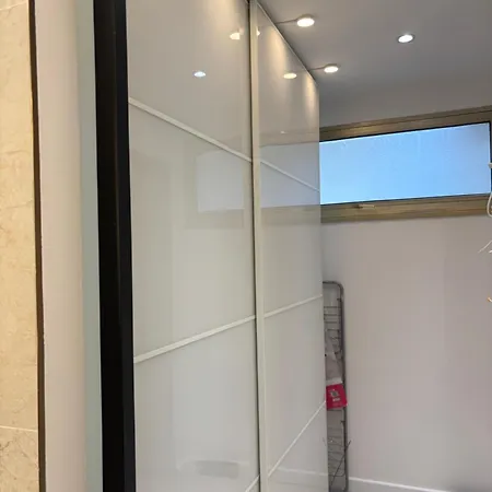 2 Pieces Centre Juan Moderne Avec Piscine Tennis *